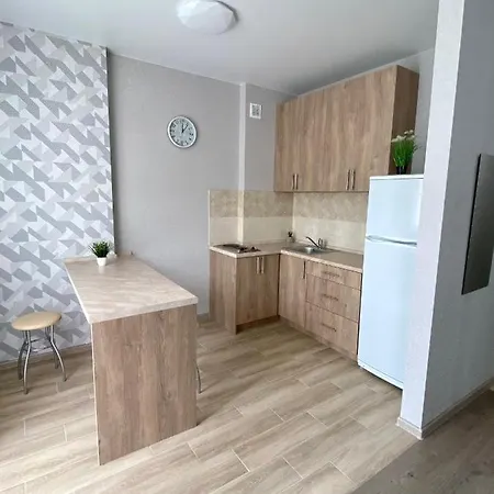 Сдам Посуточно 1 Комн. Кв., Таирово