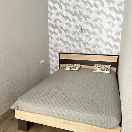 Сдам Посуточно 1 Комн. Кв., Таирово * Odesa